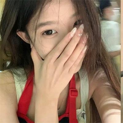 萝拉还未睡 海报